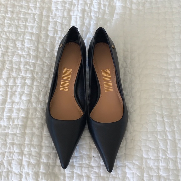 Santa Lolla Classic Black Pointed kitten heels - Picture 1 of 4